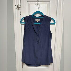 Banana Republic - 100% SILK - Women’s Sleeveless Tank Top - Size 8 - Navy
